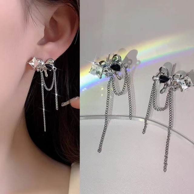 T08-韓國蝴蝶結愛心鋯石流蘇耳環$59